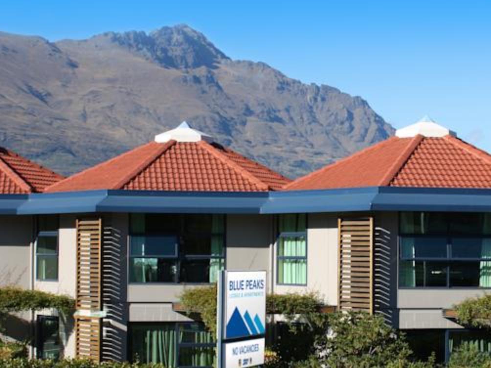 Blue Peaks 4*