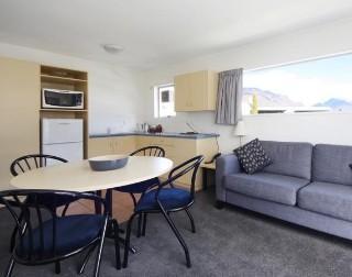Blue Peaks Aparthotel